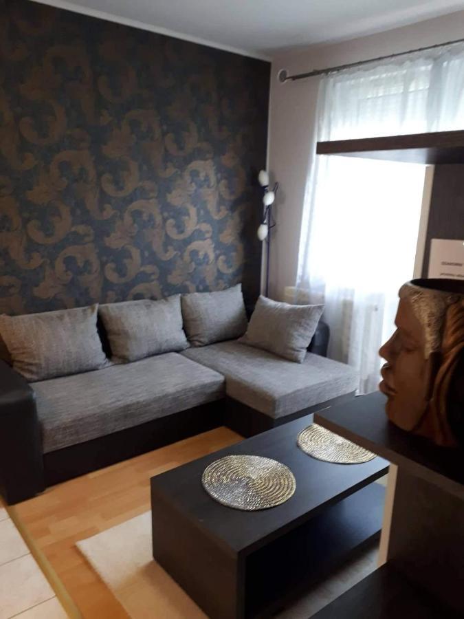 Zoeld Beka Apartmanok Koelcsey I Hajdúszoboszló المظهر الخارجي الصورة